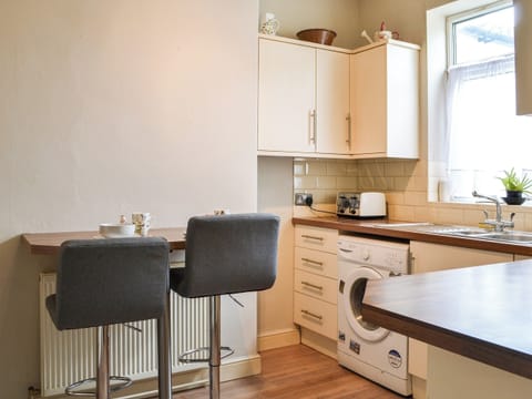 Kitchen | White Rose Apartment, Bridlington