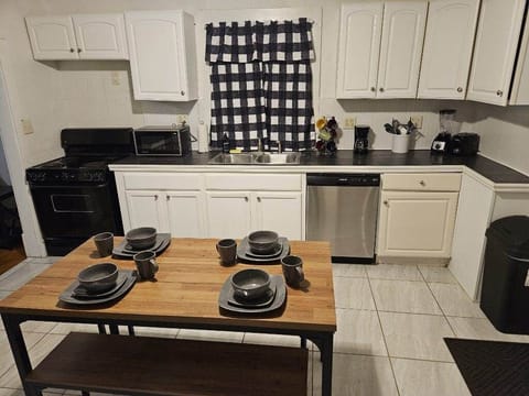 We have everything you need to cook and serve nice meals. 