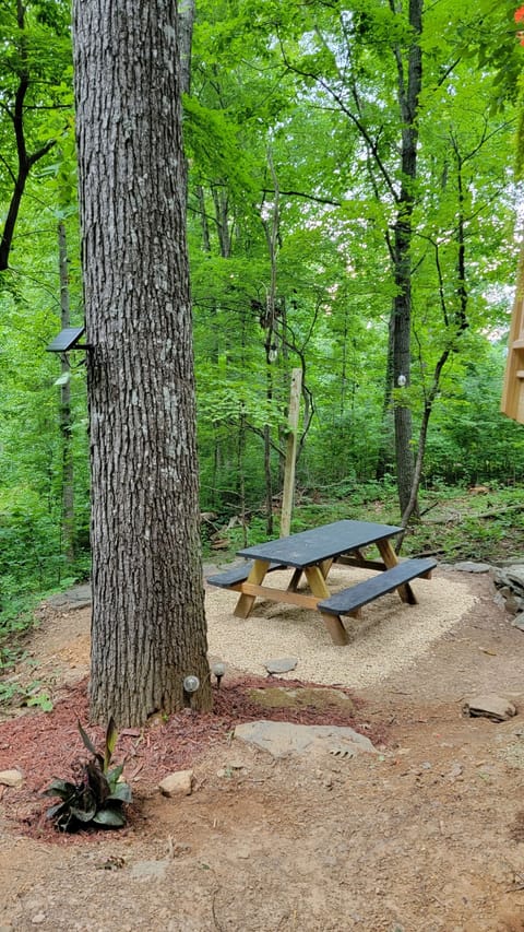 A sweet place to have a picnic