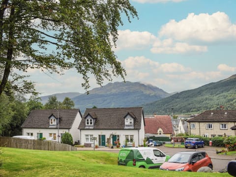 Surrounding area | Beechwood, Arrochar