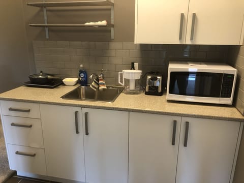 Salton induction hotplate, Hamilton Beach microwave, toaster, cooking & utensils