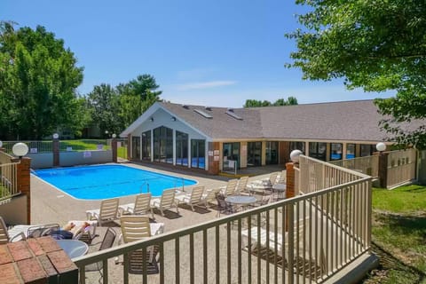 Indoor pool, outdoor pool