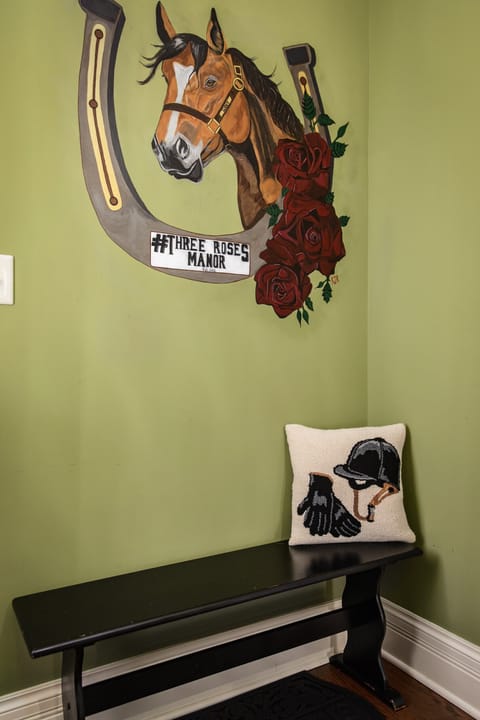 The newly-painted mural pays tribute to the American Saddlebred Capital of the World and all the horses living here.