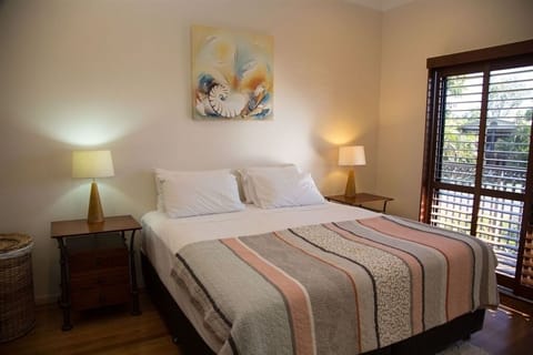 Frangipani Place - Wongaling Beach -Main king bedroom