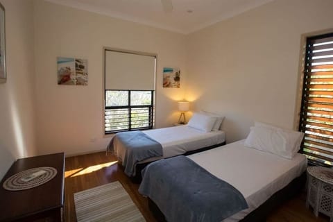 Frangipani Place - Wongaling Beach - 3rd bedroom - can be zipped