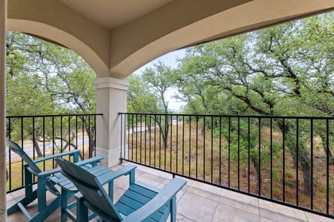 [Balcony] ★ "We loved staying at this house! It was so beautiful and cozy."