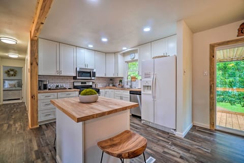 Kitchen | Cooking Basics | Coffee Maker | Blender | Toaster | Dishwasher