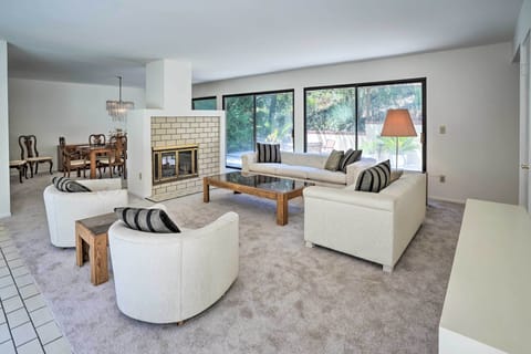 Living Room | Fireplace | Central Air Conditioning