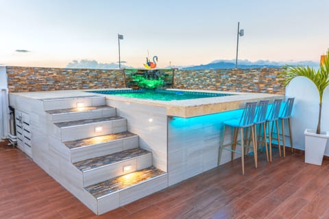 Private terrace with jacuzzi 