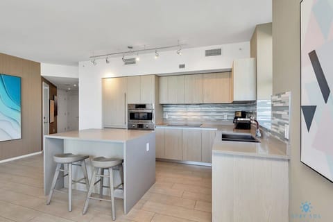 Fully-equipment kitchen