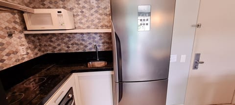 Fridge, microwave, oven, coffee/tea maker