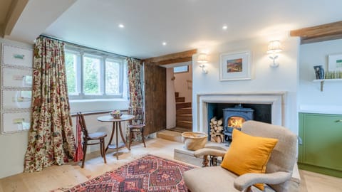 Kitchen, Locks Cottage, Bolthole Retreats