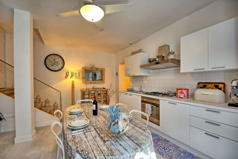 Dining Room, Kitchen