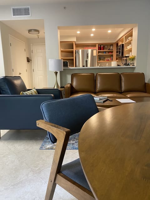 Dining / Living room 