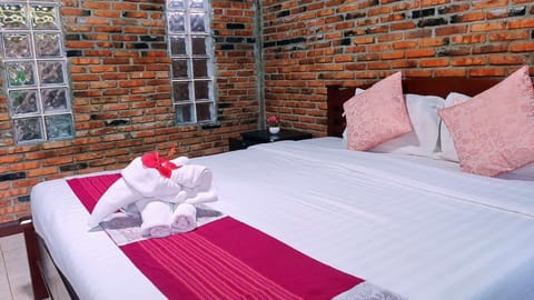 Boutique bungalow with kingsize double bed