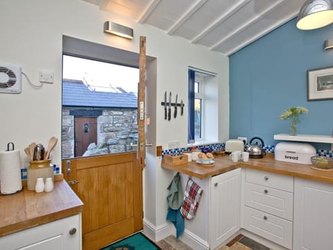 Kitchen/diner | Wheal Holan, Pendeen