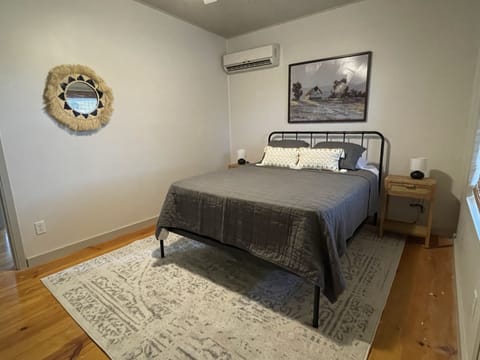 2 bedrooms, in-room safe, desk, free WiFi