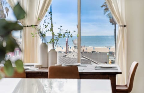 Dine with a View: Enjoy your meals with breathtaking ocean vistas from our beautiful dining area.