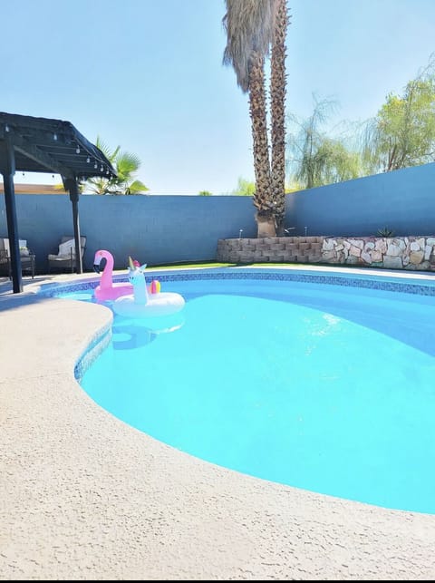 Desert Oasis POOL HOUSE :) | Spring Valley | VacationRenter