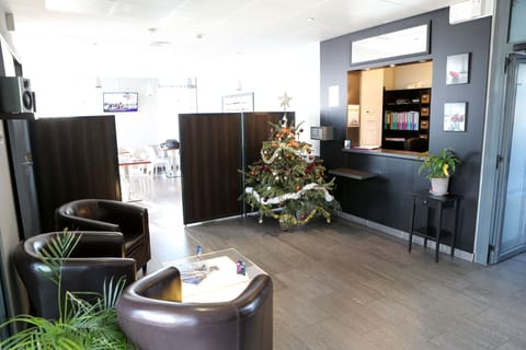 Let the on-site guest services team help you plan your stay.