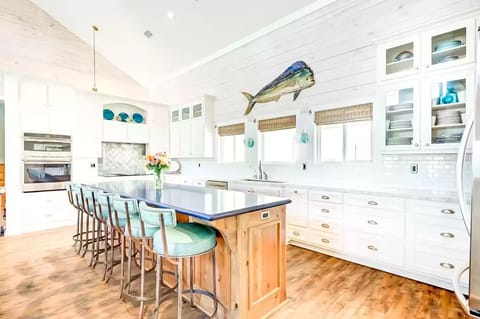 Fully stocked kitchen