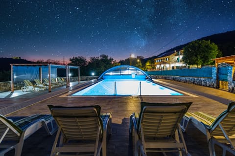 Outdoor pool, a heated pool