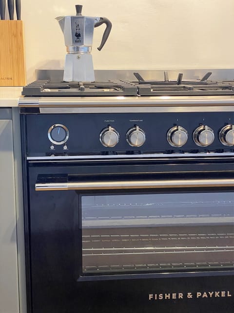 The Fisher & Paykel range cooker makes it a pleasure to cook at home