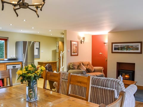 Open plan living space | Over Brandelhow, Keswick