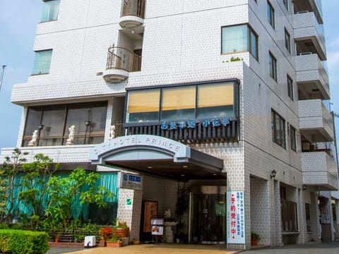 ・ Approximately 2 minutes on foot from "Izumisano Station"! Good access at 2 stations of Kansai International Airport