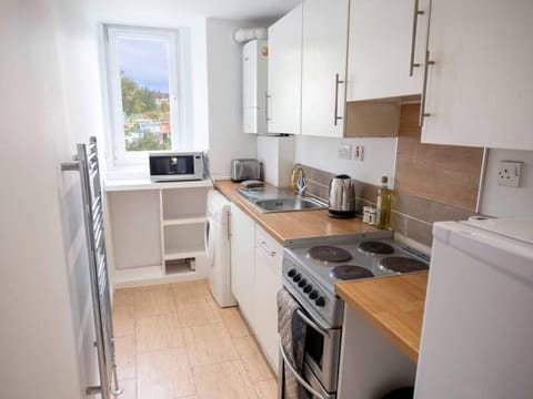 7b170570 e1c8 4cf1 9331 fd89aacb25ce