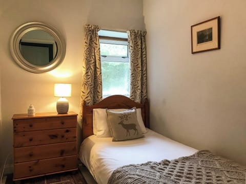Single bedroom | Tigh Beag, Newtonmore
