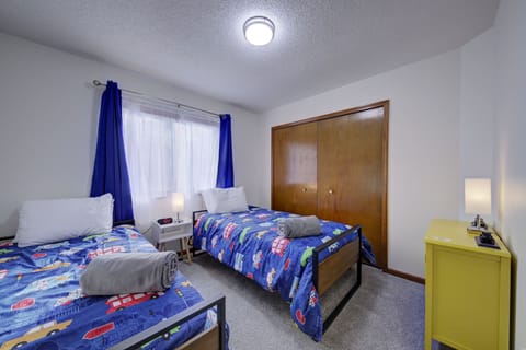 3 bedrooms, iron/ironing board, travel crib, free WiFi