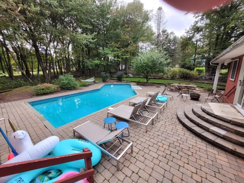 Indoor pool, outdoor pool