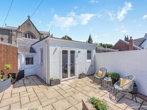 Outdoor area | Dove Cottage, Inverness