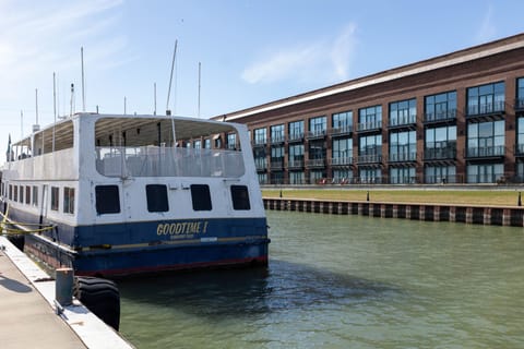 Goodtime Boat Downtown Sandusky