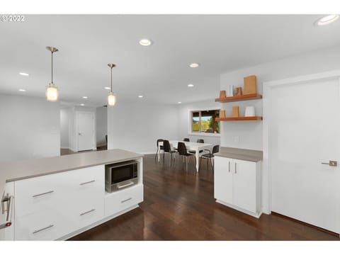 Kitchen, Dining Main floor