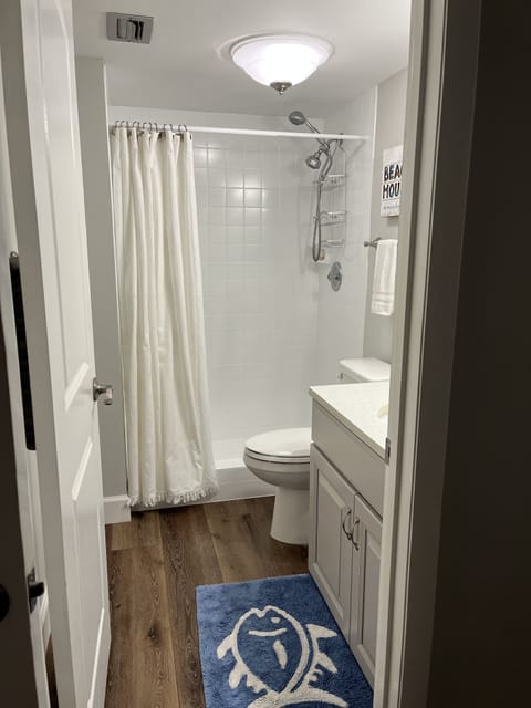 Combined shower/tub, hair dryer, towels, soap