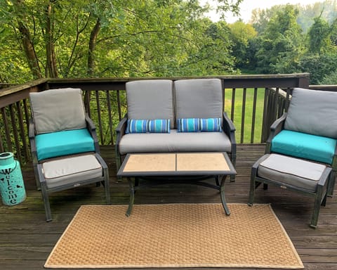 Peaceful outdoor living to soak up the sun and stargaze at night