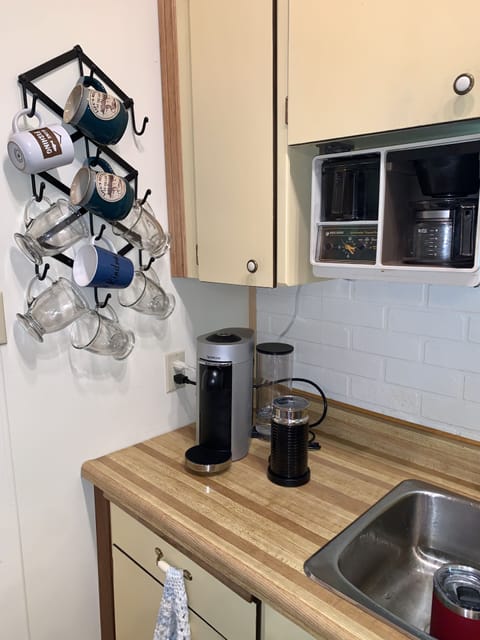coffee corner - Nespresso & milk frother or drip coffee maker