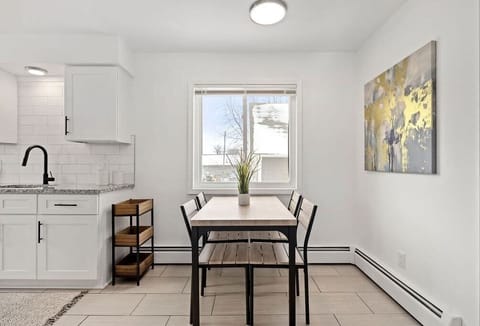 Dining room offers seating for 4