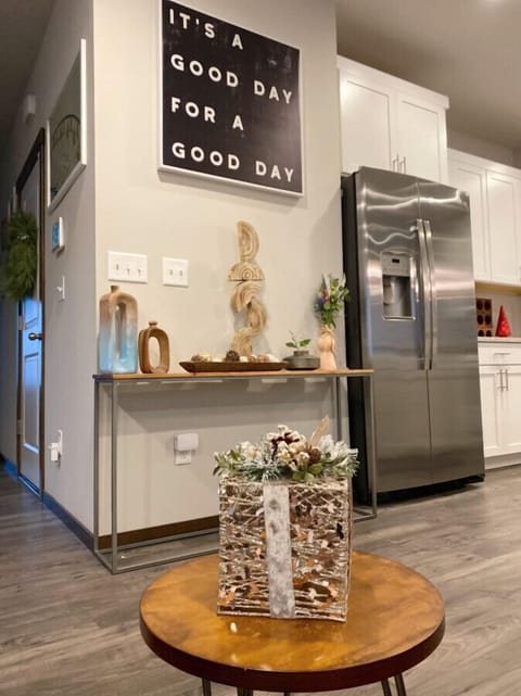 Sprinkling a little holiday magic wherever you go!