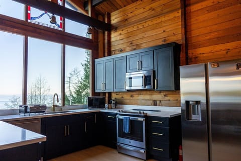 Indoors, Kitchen, Appliance, Refrigerator, Microwave