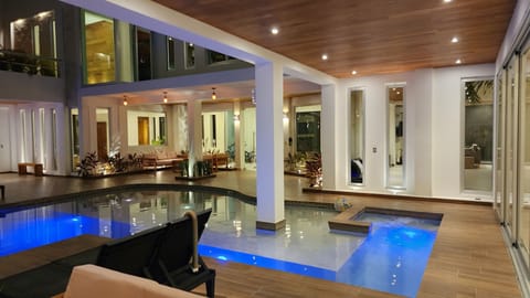 Indoor pool, outdoor pool