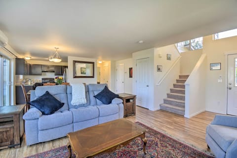 Poulsbo Vacation Rental | 3BR | 2.5BA | Stairs Required | 1,381 Sq Ft