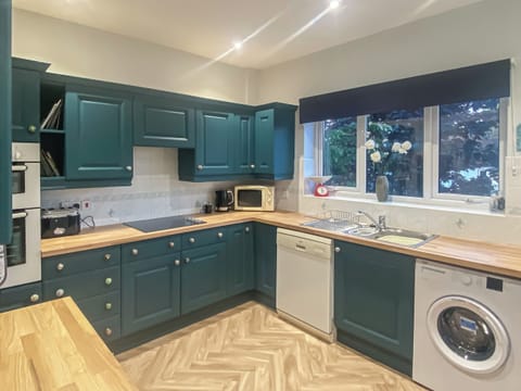 Kitchen | Sea View Cottage, Rhos on Sea