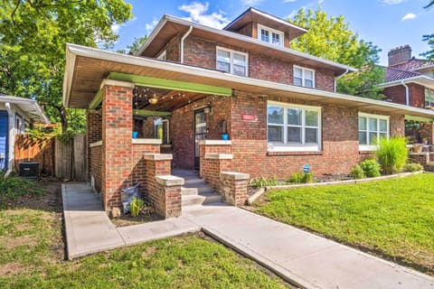 Indianapolis Vacation Rental | 3BR | 1.5BA | Steps Required | 1,666 Sq Ft