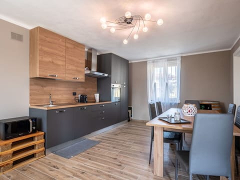 Furniture, Property, Cabinetry, Wood, Interior Design, Architecture, Floor, Countertop, Flooring, House