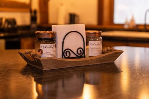 Fb078b67 f9a6 4e9c 87d5 6319a604486a