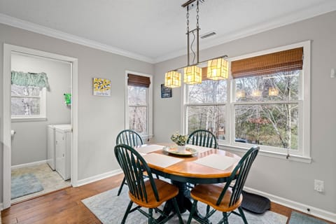 Additional kitchen seating