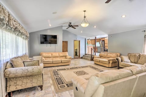 Toledo Vacation Rental | 5BR | 2BA | Stairs Required | 2,300 Sq Ft